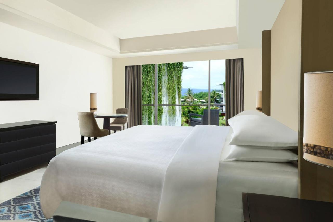 Guest Room Partial Ocean View 1 King Bed suitable & below 12 yo or Extra Bed,1403061992:JPEG