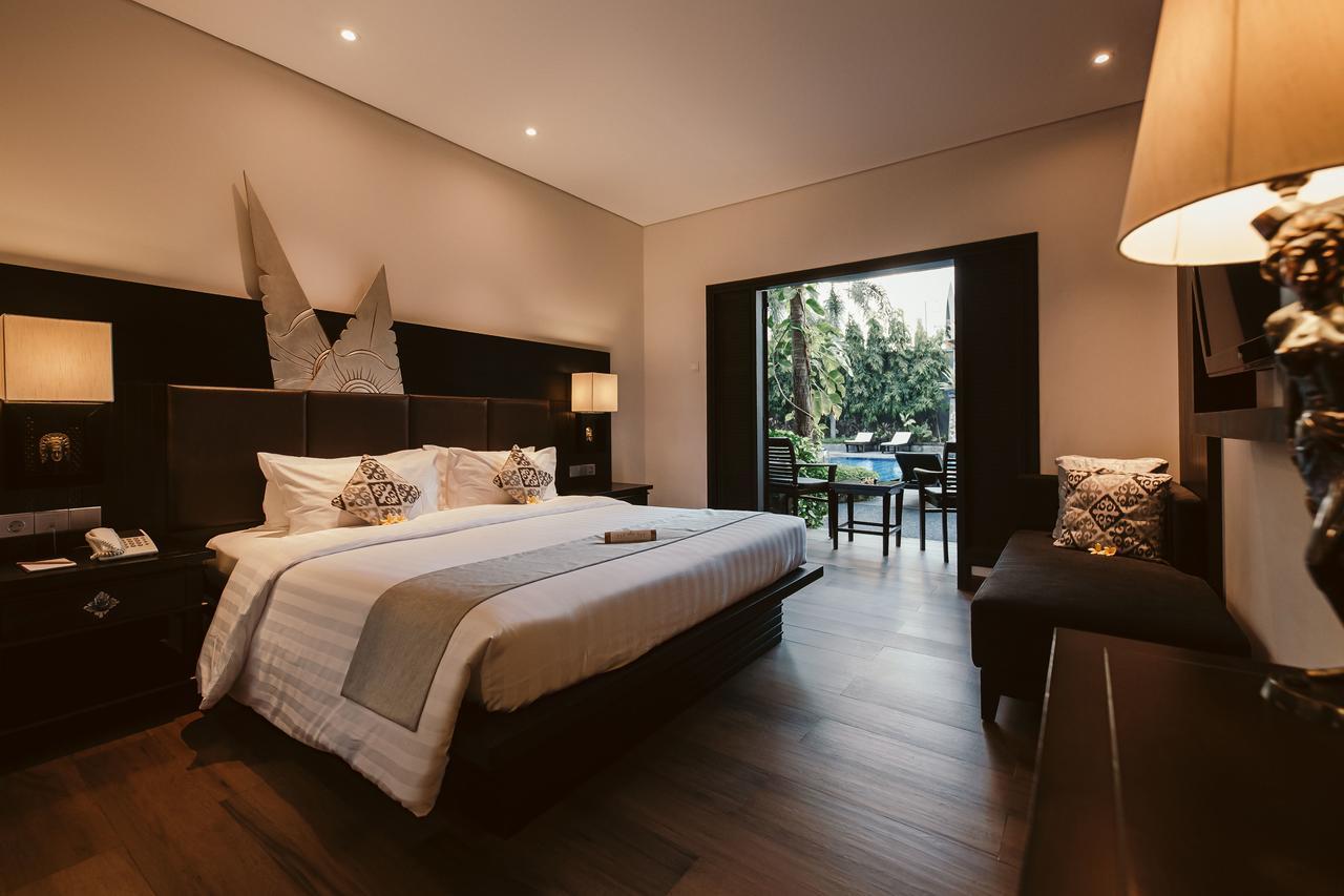Deluxe Double or Twin Room with Pool Access,650408862:JPEG