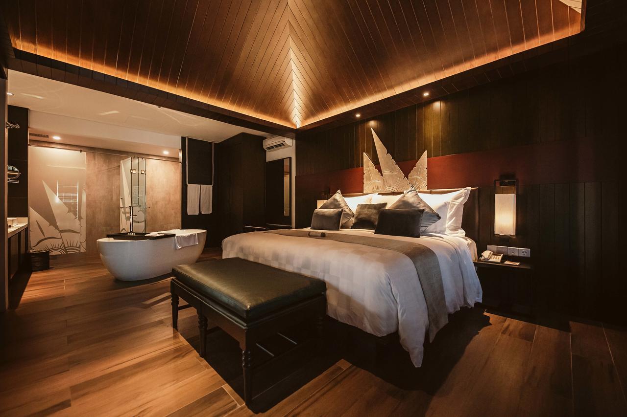 The Layonsari Suite with Pool View,1436908360:JPEG